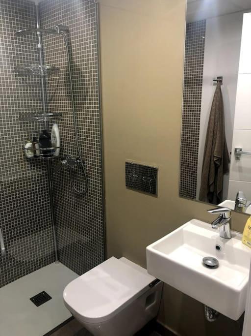 דירות בנידורם Estupendo Apartamento Recien Reformado מראה חיצוני תמונה